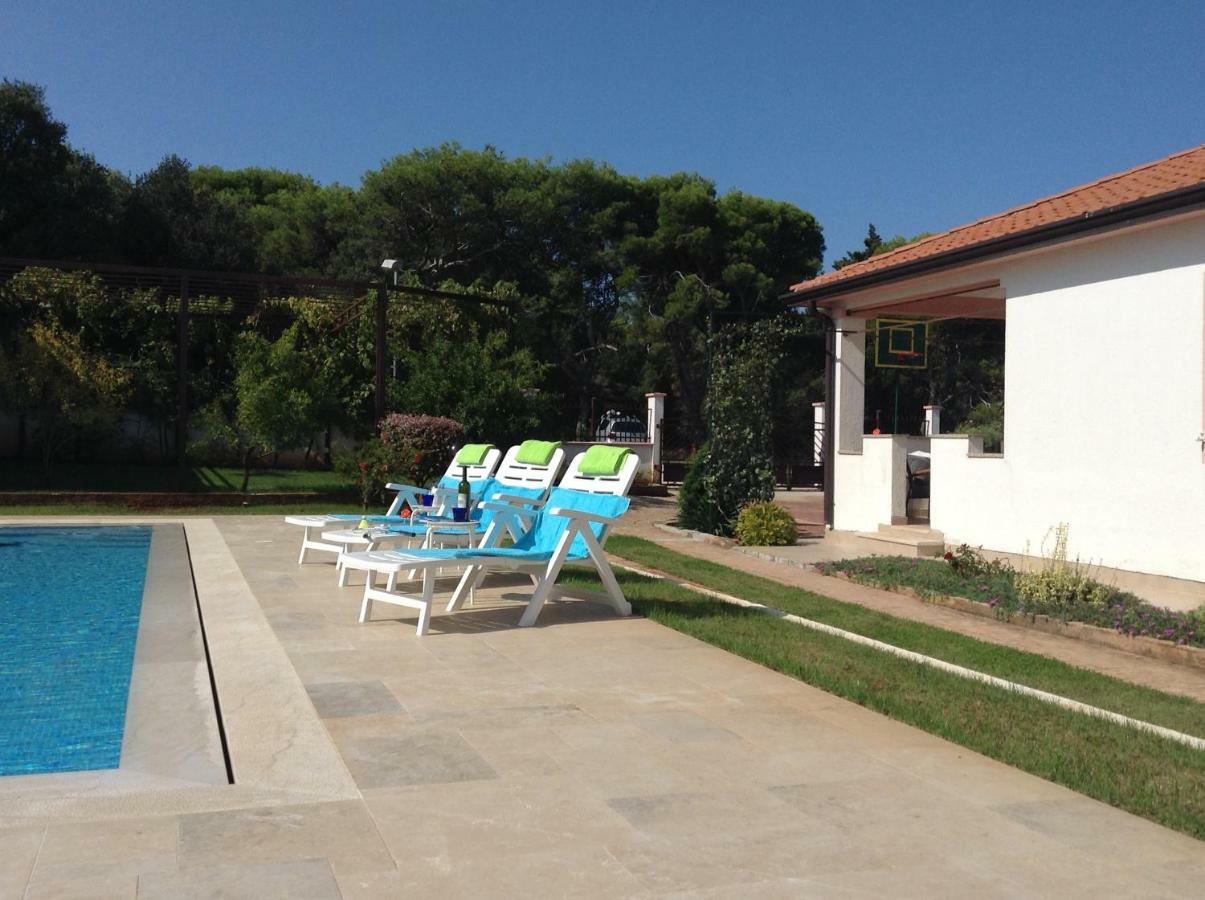 Casa Isabella Apartment Pula Bagian luar foto
